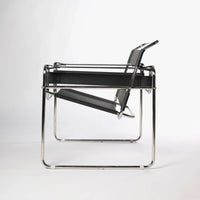 レプリカのアームチェア